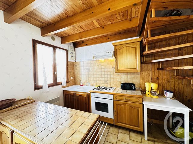 Appartement F1 à louer - 2 pièces - 35.0 m2 - FOURAS - 17 - POITOU-CHARENTES - Century 21 Aunis Immo