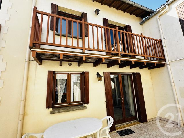 Appartement F1 à louer - 2 pièces - 35.0 m2 - FOURAS - 17 - POITOU-CHARENTES - Century 21 Aunis Immo
