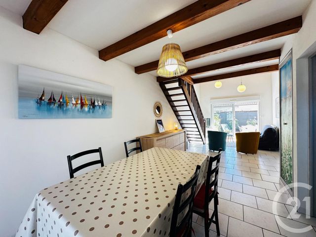 maison à louer - 5 pièces - 80.0 m2 - FOURAS - 17 - POITOU-CHARENTES - Century 21 Aunis Immo