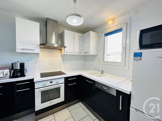 maison à louer - 5 pièces - 80.0 m2 - FOURAS - 17 - POITOU-CHARENTES - Century 21 Aunis Immo