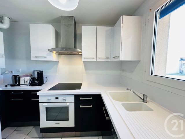 maison à louer - 5 pièces - 80.0 m2 - FOURAS - 17 - POITOU-CHARENTES - Century 21 Aunis Immo