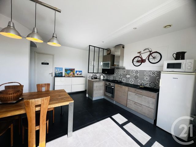 maison à vendre - 6 pièces - 135.3 m2 - FOURAS - 17 - POITOU-CHARENTES - Century 21 Aunis Immo