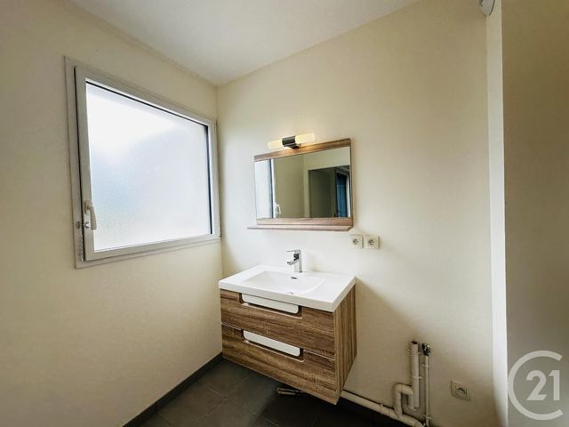 Appartement F2 à louer - 2 pièces - 53.25 m2 - FOURAS - 17 - POITOU-CHARENTES - Century 21 Aunis Immo