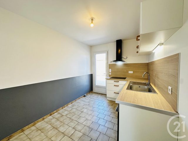 maison à louer - 4 pièces - 89.24 m2 - FOURAS - 17 - POITOU-CHARENTES - Century 21 Aunis Immo