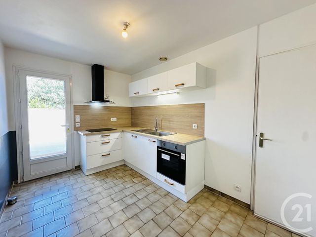 maison à louer - 4 pièces - 89.24 m2 - FOURAS - 17 - POITOU-CHARENTES - Century 21 Aunis Immo