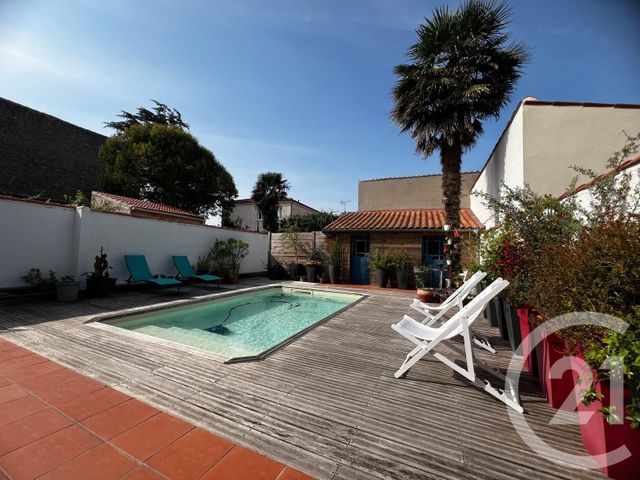 maison à vendre - 6 pièces - 140.0 m2 - FOURAS - 17 - POITOU-CHARENTES - Century 21 Aunis Immo