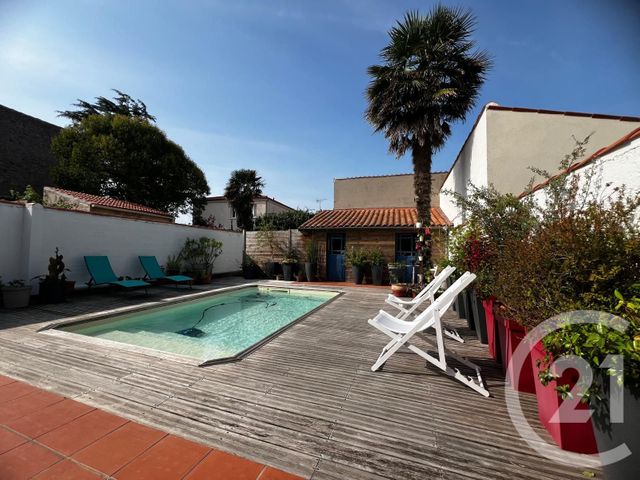 maison à vendre - 6 pièces - 140.0 m2 - FOURAS - 17 - POITOU-CHARENTES - Century 21 Aunis Immo